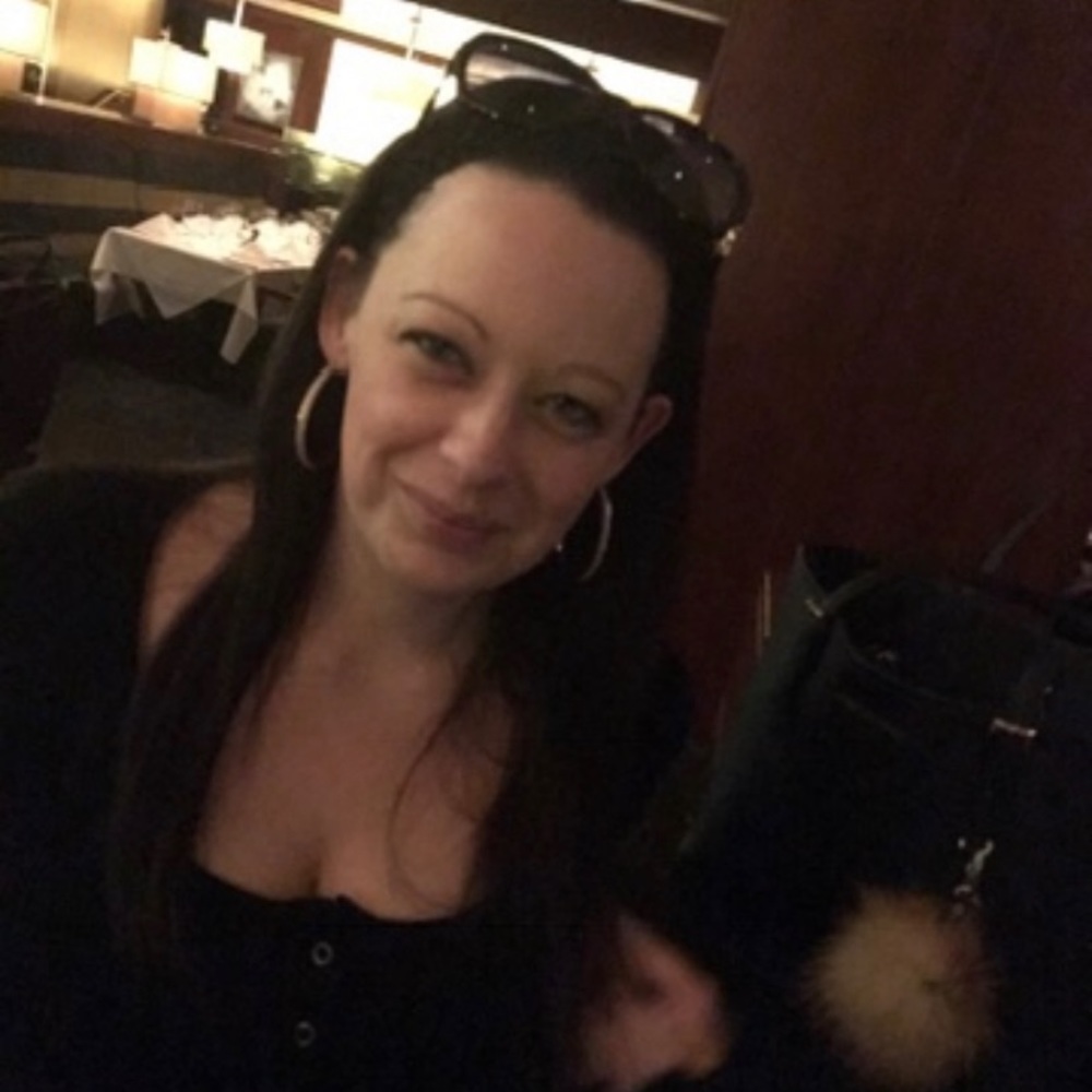 Meet your Posher, Jade